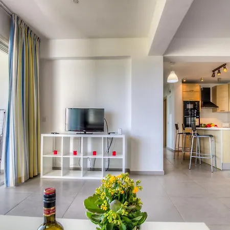 Apartamento Beachfront Trident