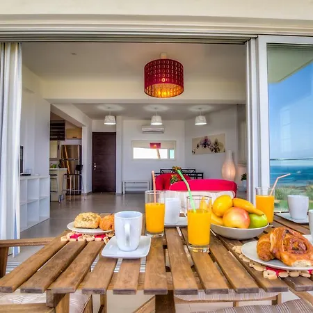 Apartment Beachfront Trident *