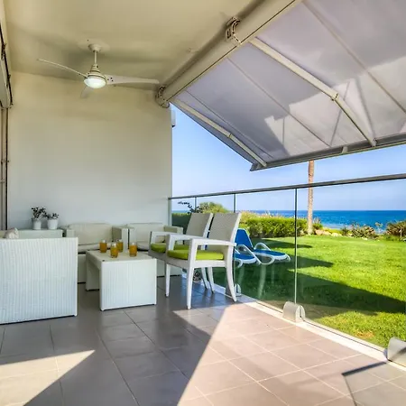 Apartment Beachfront Trident *