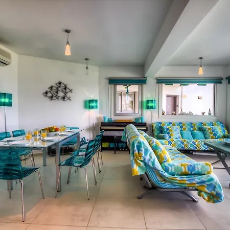 Beachfront Trident *