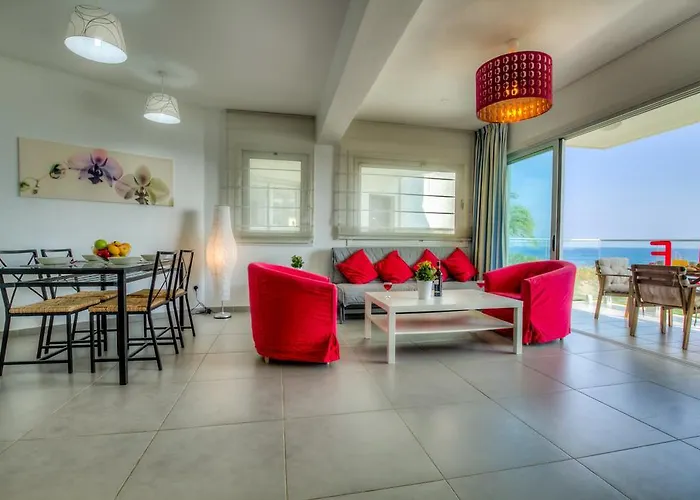 Beachfront Trident 2 *