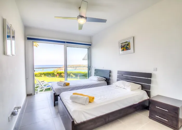 Beachfront Trident *