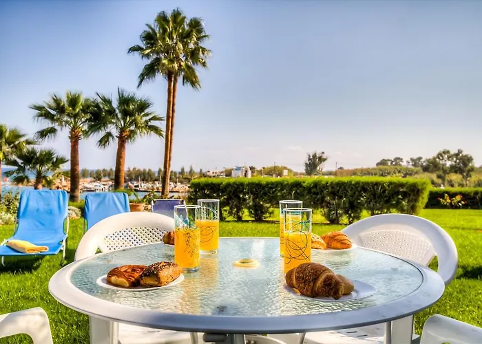 Lägenhet Beachfront Trident