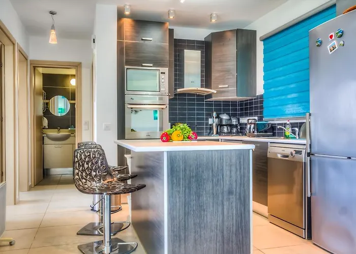 Διαμέρισμα Beachfront Trident *